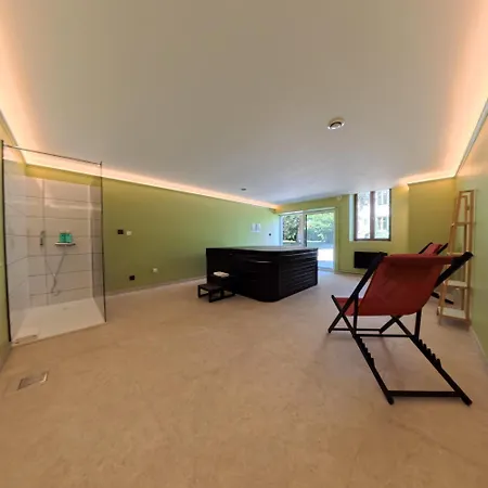 Maison Agami - Piscine, - De 15 A 30 Personnes - Nancy 빌라 Rosieres-aux-Salines